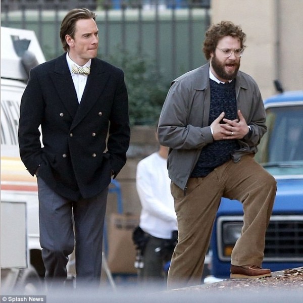 Set Pics Of Fassbender And Rogen As Jobs And Wozniak in  TFF tribute’s Danny Boyle’s" Steve Jobs" film.