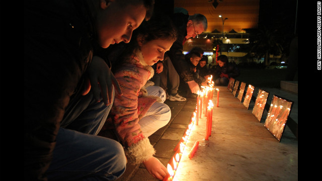 Candlelight vigil, Newtown, Conn., CNN