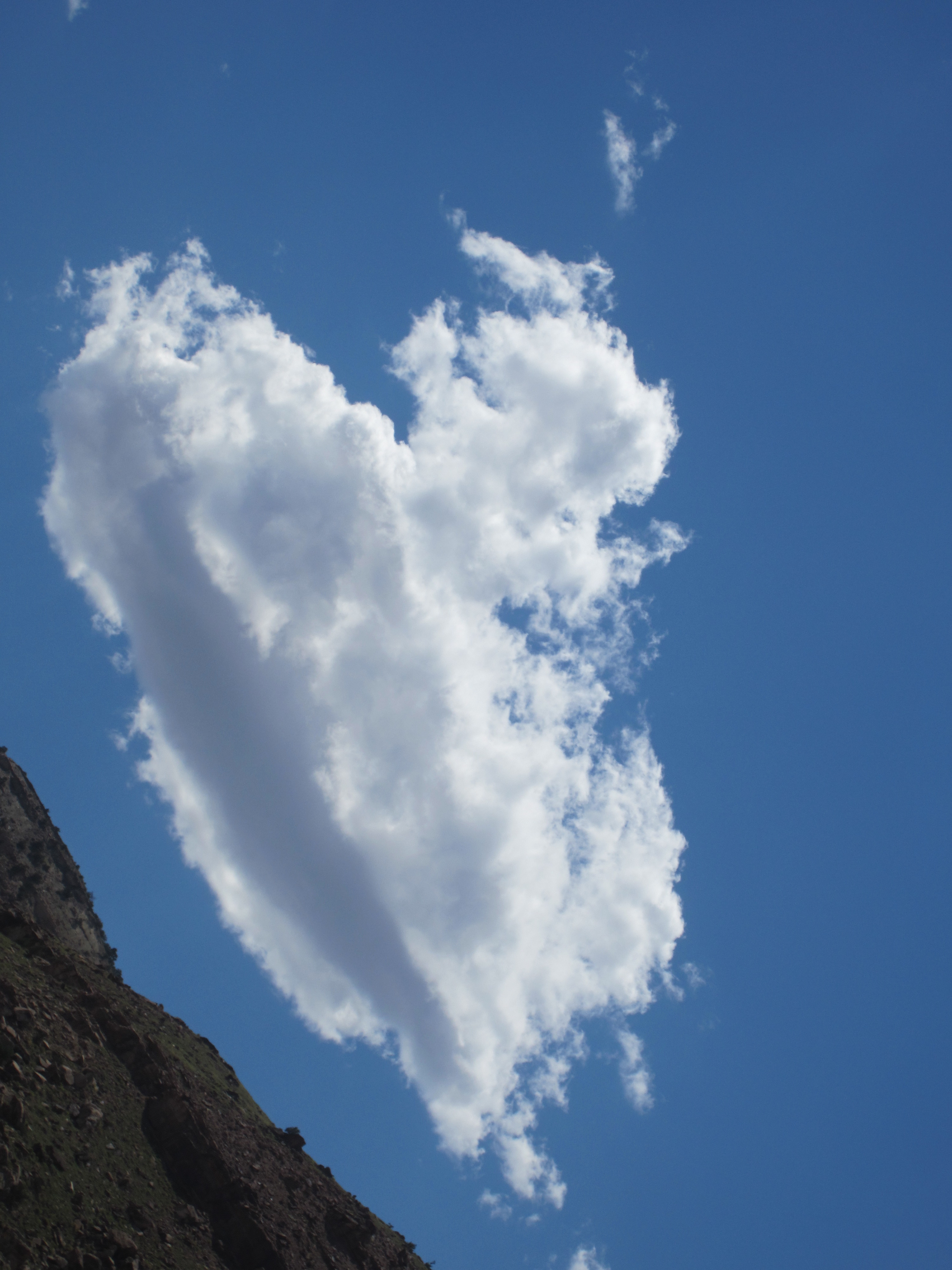 Cloud heart by Rosemerry